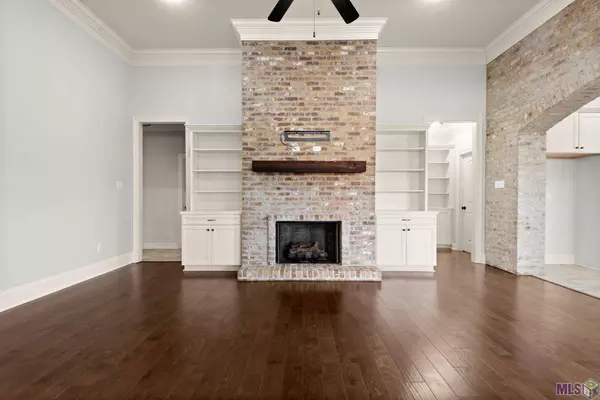 3347 MEADOW GROVE AVE, Zachary, LA 70791