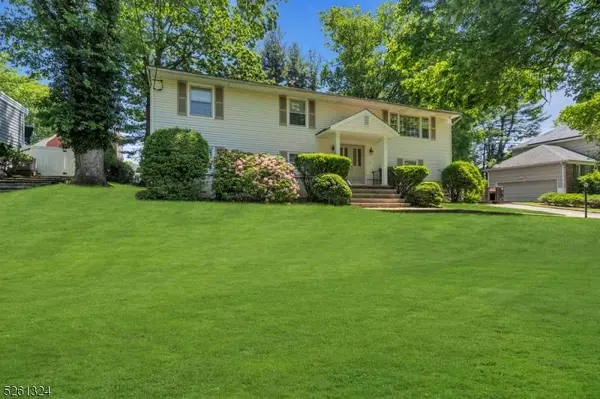 10 Oak Ave, West Orange Twp., NJ 07052