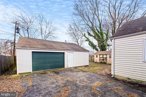 92 UNIVERSITY AVE, New Castle, DE 19720