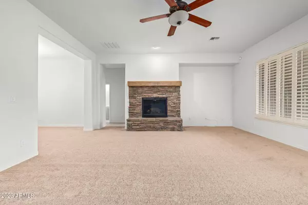 29310 N 20TH Lane, Phoenix, AZ 85085