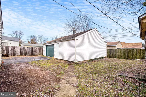 92 UNIVERSITY AVE, New Castle, DE 19720