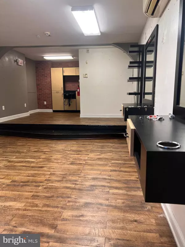 1395 COOPER, Woodbury, NJ 08096