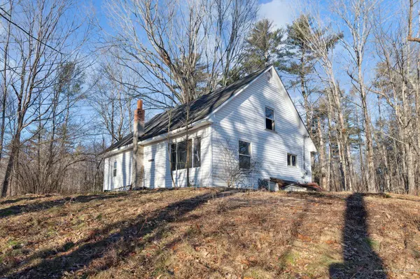 327 Quaker Ridge Road, Casco, ME 04015