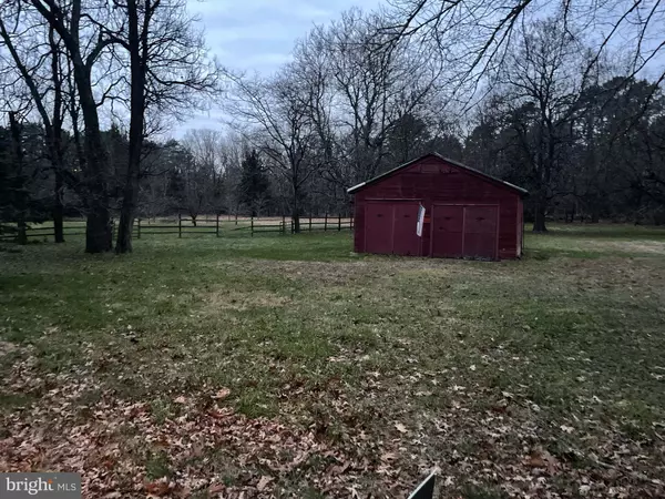 375 THURMAN AVE, West Berlin, NJ 08091