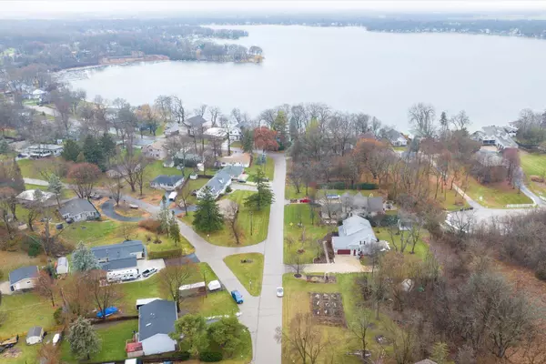 39004 89th St, Randall, WI 53105