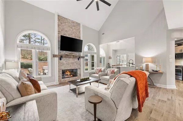 3913 Lost Oak DR, Buford, GA 30519