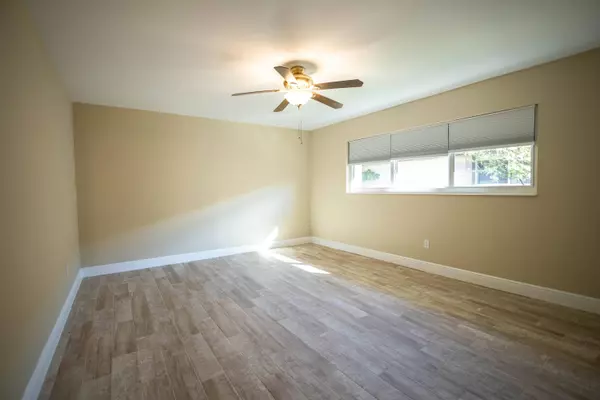 5775 Fernley W DR 144, West Palm Beach, FL 33415