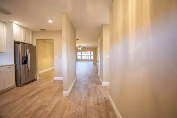 5775 Fernley W DR 144, West Palm Beach, FL 33415