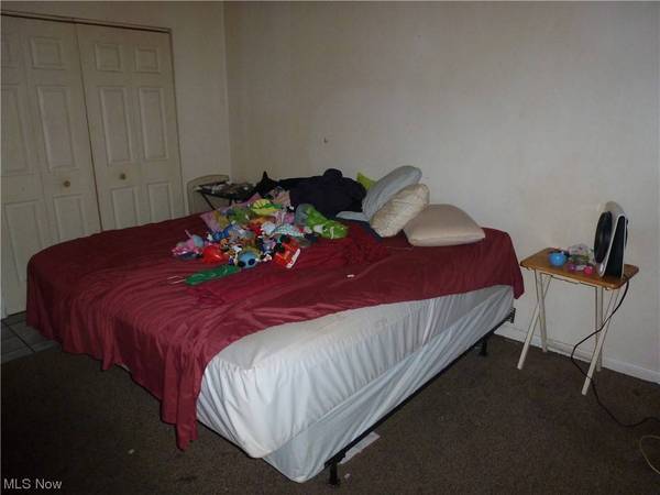 117 A&B High ST, Flushing, OH 43977