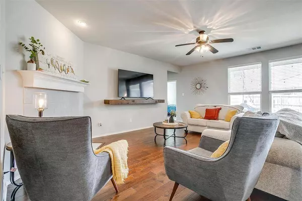 320 Mariscal Place, Fort Worth, TX 76131