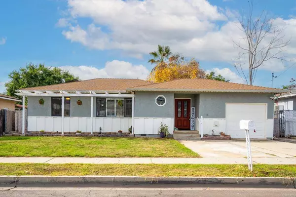 633 Fern ST, Escondido, CA 92027