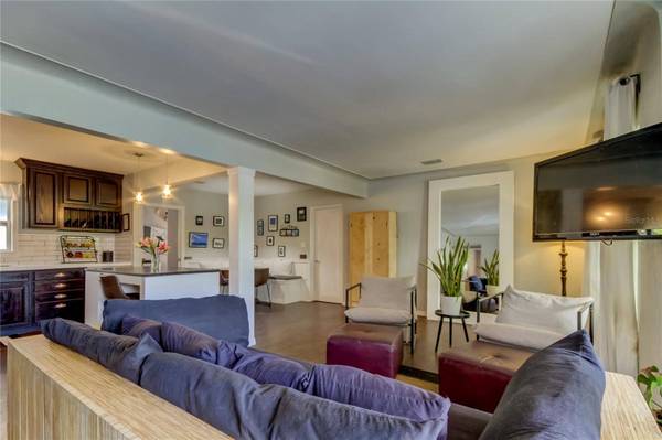 6401 DR MARTIN LUTHER KING JR ST S, St Petersburg, FL 33705