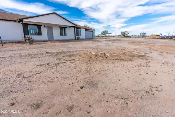 36146 W JESSICA Lane, Tonopah, AZ 85354