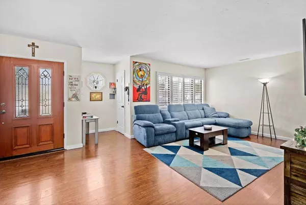 633 Fern ST, Escondido, CA 92027