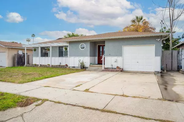 633 Fern ST, Escondido, CA 92027