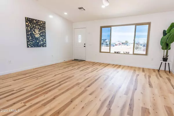 36146 W JESSICA Lane, Tonopah, AZ 85354