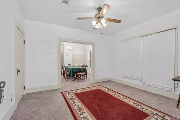 23276 HWY 42, Livingston, LA 70754