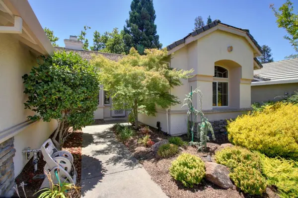 7011 Dream Inn LN, Roseville, CA 95747