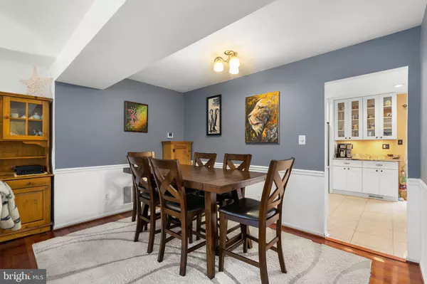 9660 SCOTCH HAVEN DR, Vienna, VA 22181