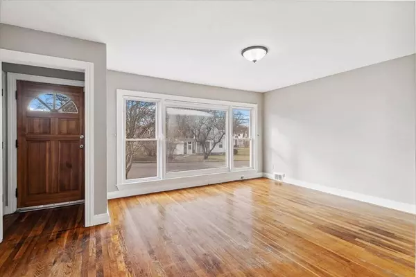 17 Patton St, Lawrence, MA 01843