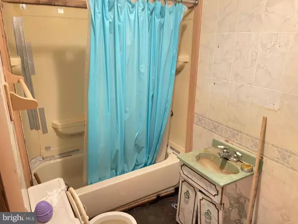 2129 N 2ND ST, Philadelphia, PA 19122