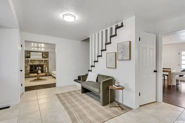 8489 S RUA BRANCO DR, Sandy, UT 84093