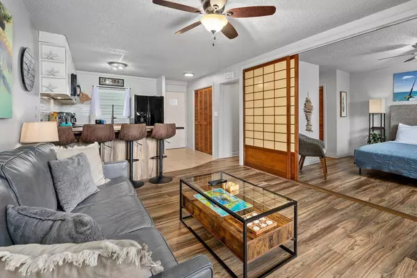 75-5766 KUAKINI HIGHWAY #201, Kailua-Kona, HI 96740