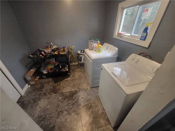 312 St Rt 151, Mingo Junction, OH 43938