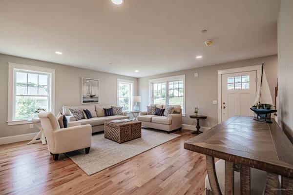 5 Camden Drive, Kennebunk, ME 04043