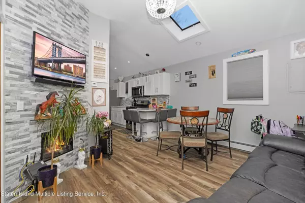 231 Freeborn Street, Staten Island, NY 10306