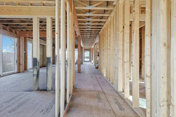 2001 Thomas Place, Fort Worth, TX 76107