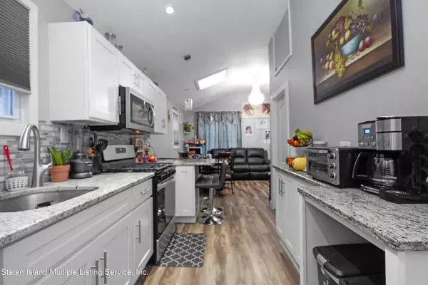 231 Freeborn Street, Staten Island, NY 10306