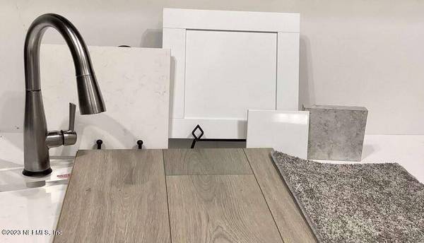 5789 TOMAHAWK LAKE DR, Jacksonville, FL 32254