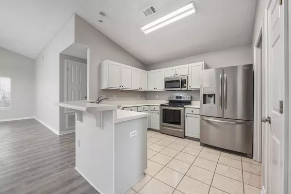 1617 Sutton Place, Fort Walton Beach, FL 32547