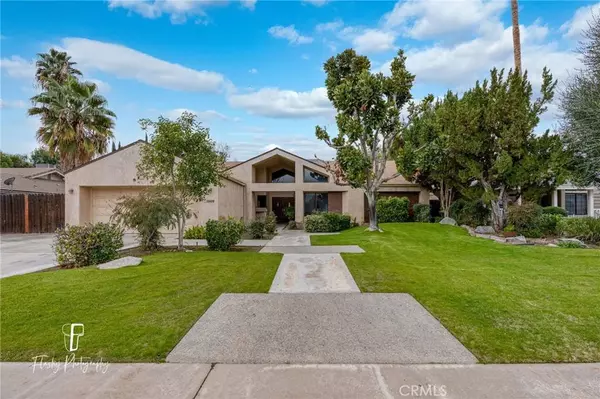 1909 Mountain Oak RD, Bakersfield, CA 93311