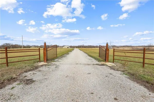 9107 NW State Route 52 N/A, Amoret, MO 64722