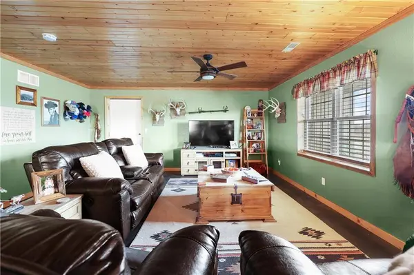 9107 NW State Route 52 N/A, Amoret, MO 64722