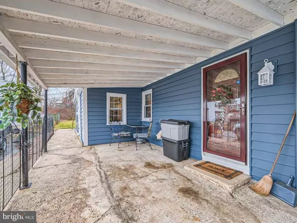 513-H N MARLYN AVE, Essex, MD 21221