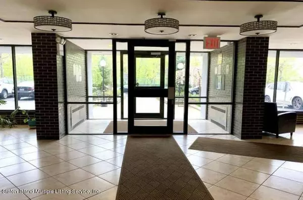 20 Cliff Street #6d, Staten Island, NY 10305