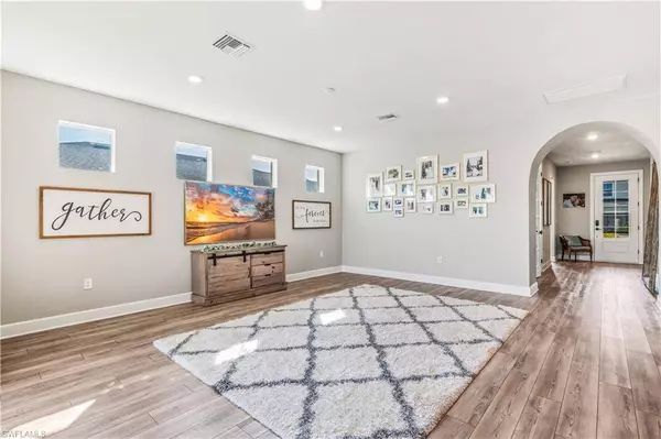 17697 Silverspur DR, Punta Gorda, FL 33982