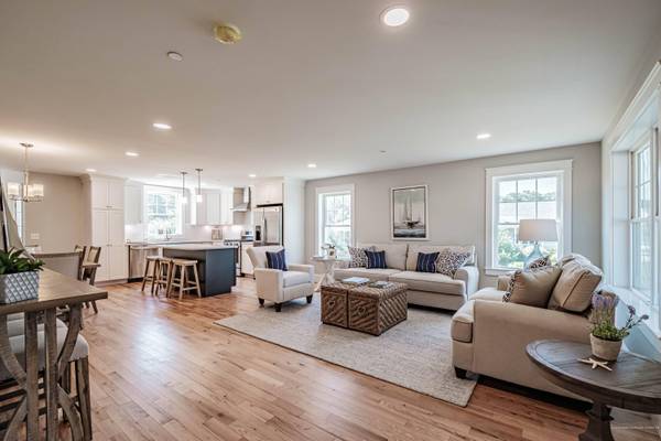 5 Camden Drive, Kennebunk, ME 04043