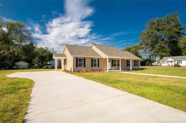 515 Hart ST, Heath Springs, SC 29058