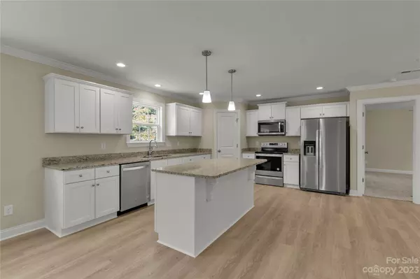 515 Hart ST, Heath Springs, SC 29058