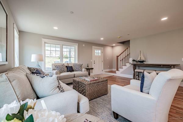 5 Camden Drive, Kennebunk, ME 04043