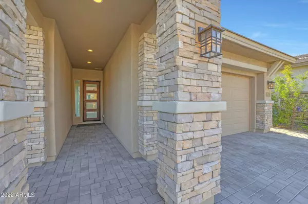 21249 W MINNEZONA Avenue, Buckeye, AZ 85396