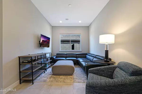 21249 W MINNEZONA Avenue, Buckeye, AZ 85396