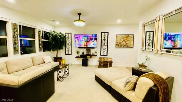 988 Cetona Court, Henderson, NV 89011