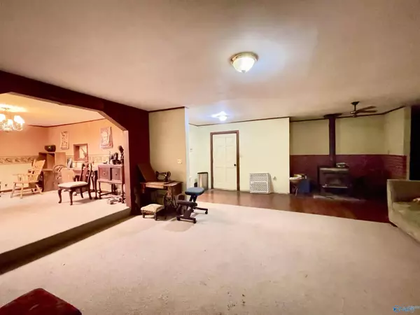 699 Carters Gin Road, Toney, AL 35773