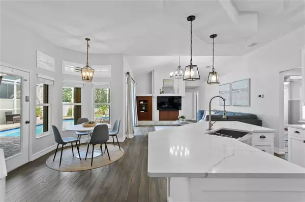 10011 BENNINGTON DR, Tampa, FL 33626