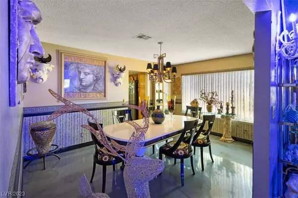 1887 E Viking Road, Las Vegas, NV 89169